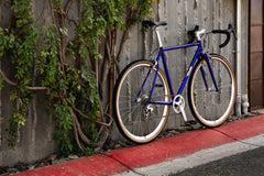 4130 Road v2 - Sapphire & Chrome - (8-Speed)