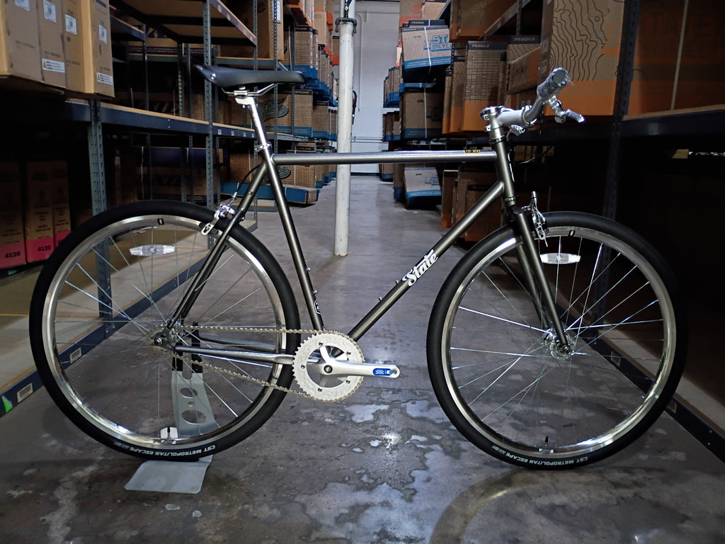 #1634 – 4130 Fixed-Gear / Single Speed | Hammered Powder Coat / Riser Bars (Size 59cm, Like-New)